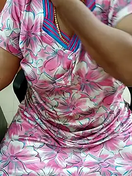 tami lavanya online show from 10/30/25, 06:41