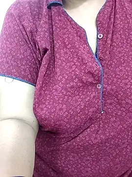 tami lavanya online show from 03/02/26, 05:52