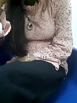 Aarti-kumri online show from 10/08/25, 05:16