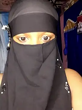 Snapshot of IMANOTI chatting on 11/01/25, 03:47 IMANOTI online show from 11/01/25, 03:47