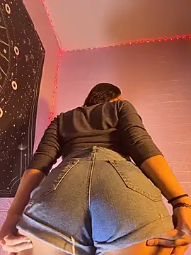 ZeziGamingg online show from 01/16/26, 05:00