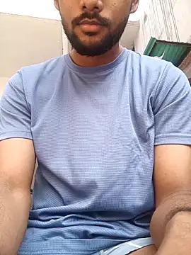 Snapshot of mayur_raaje chatting on 02/10/26, 07:12 mayur raaje online show from 02/10/26, 07:12