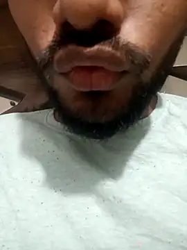 Snapshot of mayur_raaje chatting on 03/09/26, 06:01 mayur raaje online show from 03/09/26, 06:01