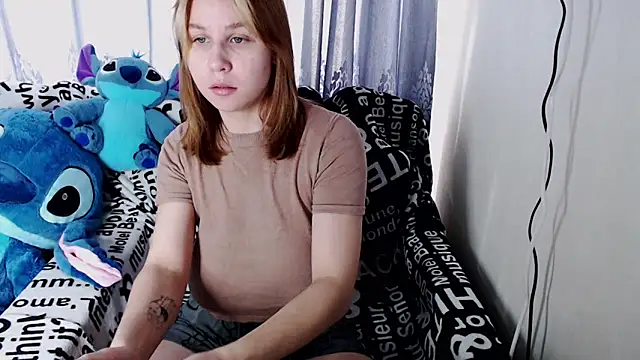 RoyAngela online show from 09/10/25, 07:19