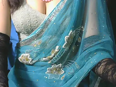 Snapshot of sheetal-sheetal95 chatting on 06/05/26, 05:40 sheetal-sheetal95 online show from 06/05/26, 05:40