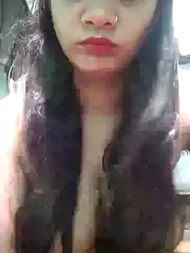 Snapshot of BerryOnFire chatting on 10/16/25, 07:53 BerryOnFire online show from 10/16/25, 07:53