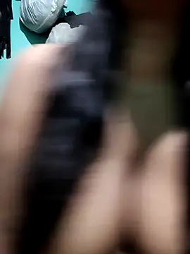 Snapshot of BerryOnFire chatting on 11/12/25, 08:04 BerryOnFire online show from 11/12/25, 08:04