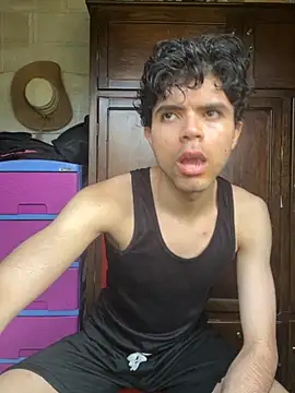 Axel-Mejia online show from 10/20/25, 07:03