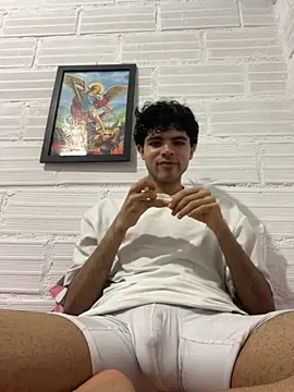 Axel-Mejia online show from 10/22/25, 02:23