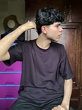 Axel-Mejia online show from 11/11/25, 12:38