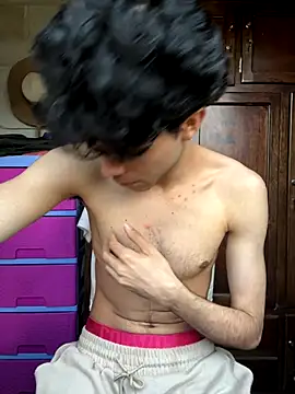 Axel-Mejia online show from 12/20/25, 03:19