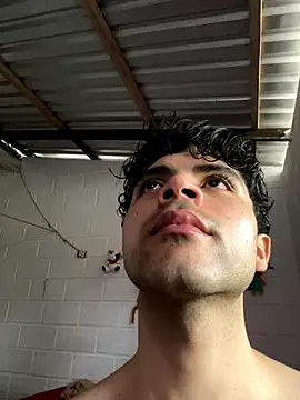 Axel-Mejia online show from 01/05/26, 07:50