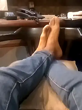 Snapshot of vergonvenco chatting on 10/27/25, 09:13 vergonvenco online show from 10/27/25, 09:13