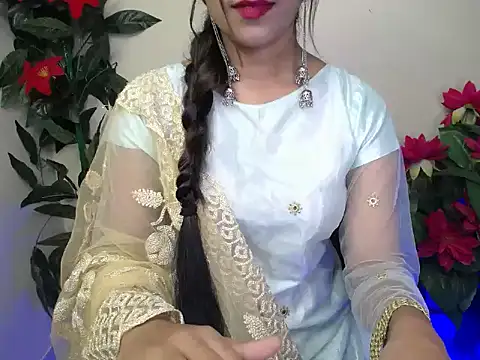 Little queenn online show from 09/11/25, 01:06