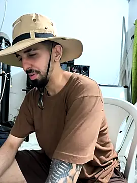 giannis090 online show from 10/03/25, 04:42