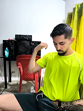 giannis090 online show from 10/24/25, 08:16