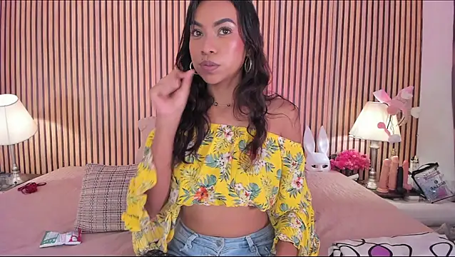 keeyla stone online show from 11/09/25, 11:03