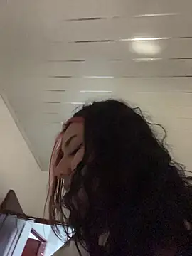 Nicky-222 online show from 10/16/25, 02:01