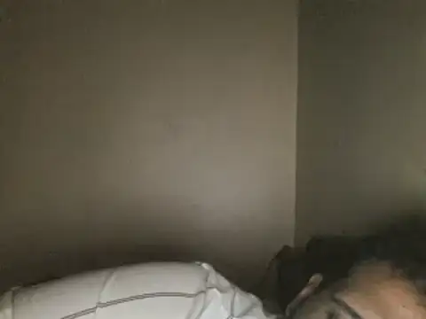 Snapshot of elpoop7305 chatting on 02/02/26, 09:52 elpoop7305 online show from 02/02/26, 09:52