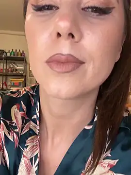 DahliaVonLure online show from 02/26/26, 05:39