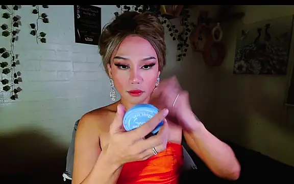 YourNikkieXxx online show from 10/06/25, 03:31