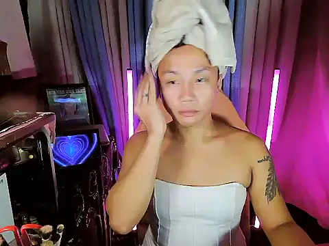 Snapshot of YourNikkieXxx chatting on 06/12/26, 03:22 YourNikkieXxx online show from 06/12/26, 03:22