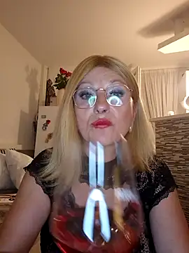 TinaLizxh online show from 07/18/26, 11:19