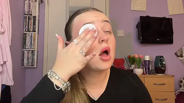 SexySashaxox online show from 02/23/26, 11:02