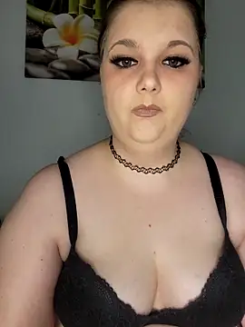 LioEstxh online show from 05/03/26, 02:45