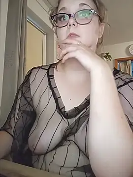 LioEstxh online show from 06/25/26, 07:07