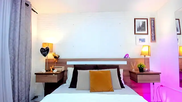 JenniferAuriston online show from 04/16/26, 07:25