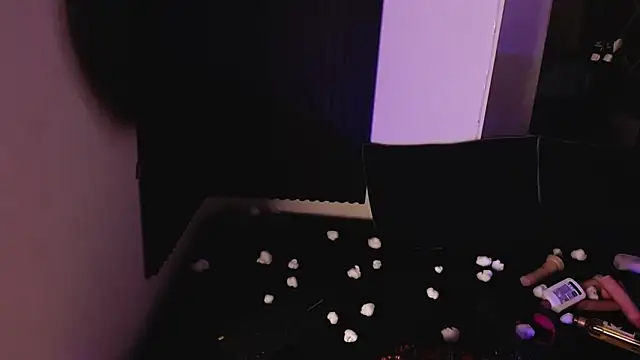 chubby sexy  online show from 02/03/26, 03:37