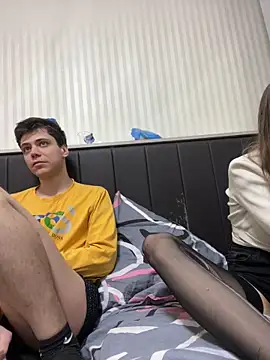 lovburger online show from 04/24/26, 02:19