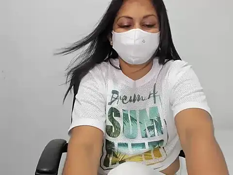 Crazy Cat1995 online show from 10/05/25, 05:33