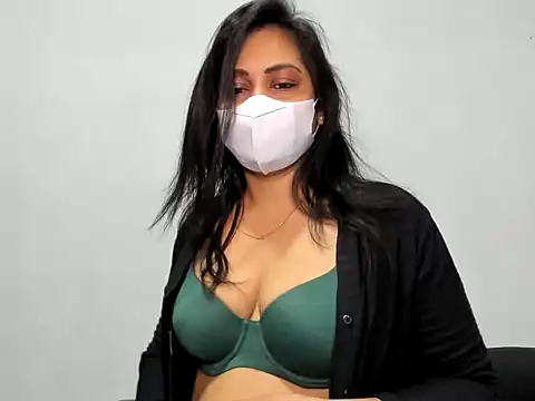 Crazy Cat1995 online show from 12/16/25, 09:53