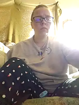 countrymomma online show from 09/30/25, 12:54