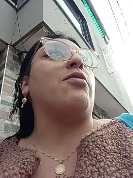 megan fox5 online show from 12/18/25, 08:37