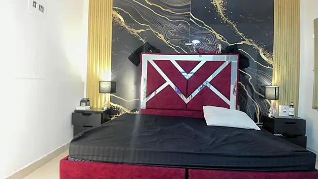 VioletRose as online show from 11/09/25, 07:56