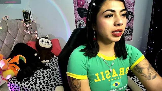 charlotte queen1320 online show from 07/19/26, 04:49