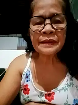 Snapshot of Sweet-Lita50 chatting on 09/19/25, 12:17 Sweet-Lita50 online show from 09/19/25, 12:17