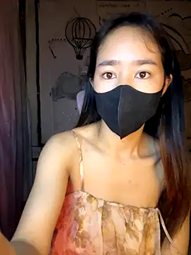 TiNa 04 online show from 11/02/25, 12:02