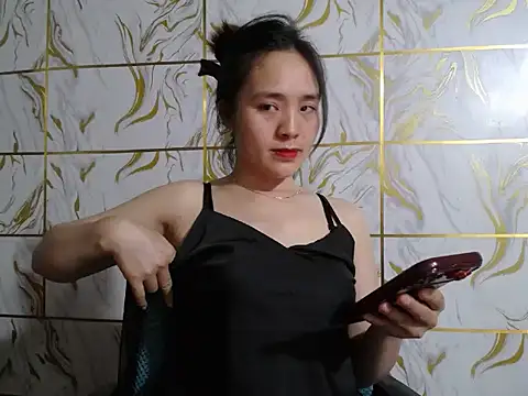 Snapshot of Lyzizi_lovely09 chatting on 04/20/26, 02:53 Lyzizi lovely09 online show from 04/20/26, 02:53