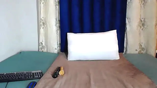 Pinkdollyg online show from 09/21/25, 08:32