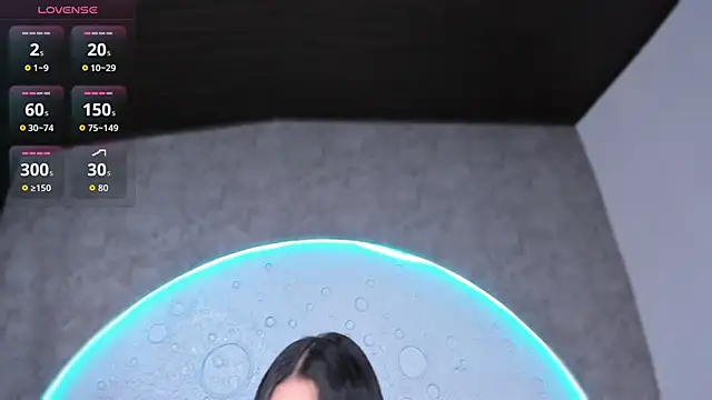 ReinaChloe online show from 02/25/26, 04:16