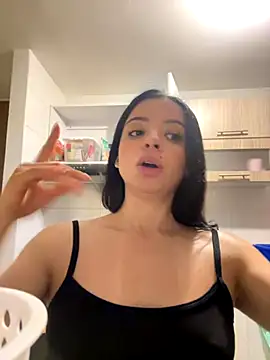 gigi bunn online show from 10/18/25, 01:08