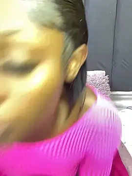 LonelyQueenxx25 online show from 07/08/26, 03:16