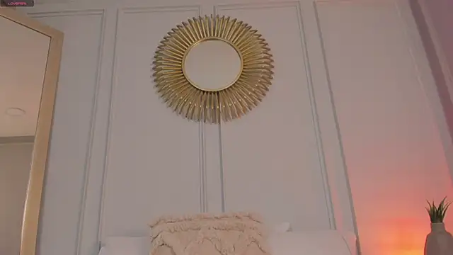 Snapshot of CharlotteBrownn_ chatting on 05/15/26, 11:45 CharlotteBrownn online show from 05/15/26, 11:45