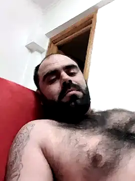 Snapshot of body02081 chatting on 09/28/25, 02:28 body02081 online show from 09/28/25, 02:28