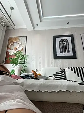 feifei 521 online show from 11/27/25, 02:13