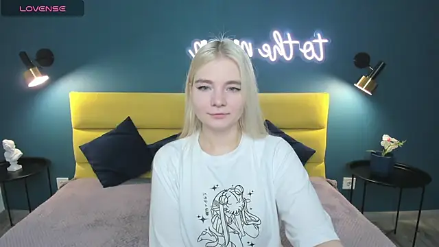 RuthBryant online show from 09/20/25, 01:39